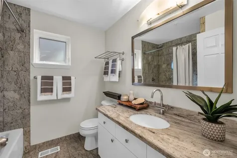 1541 Cherrylane Place S Seattle WA 98144