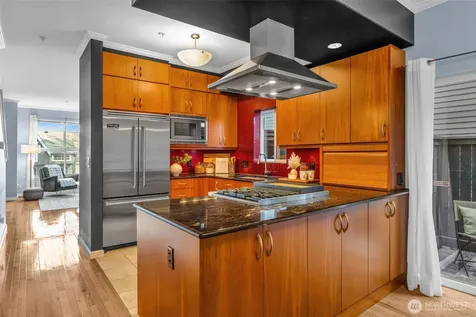 1541 Cherrylane Place S Seattle WA 98144