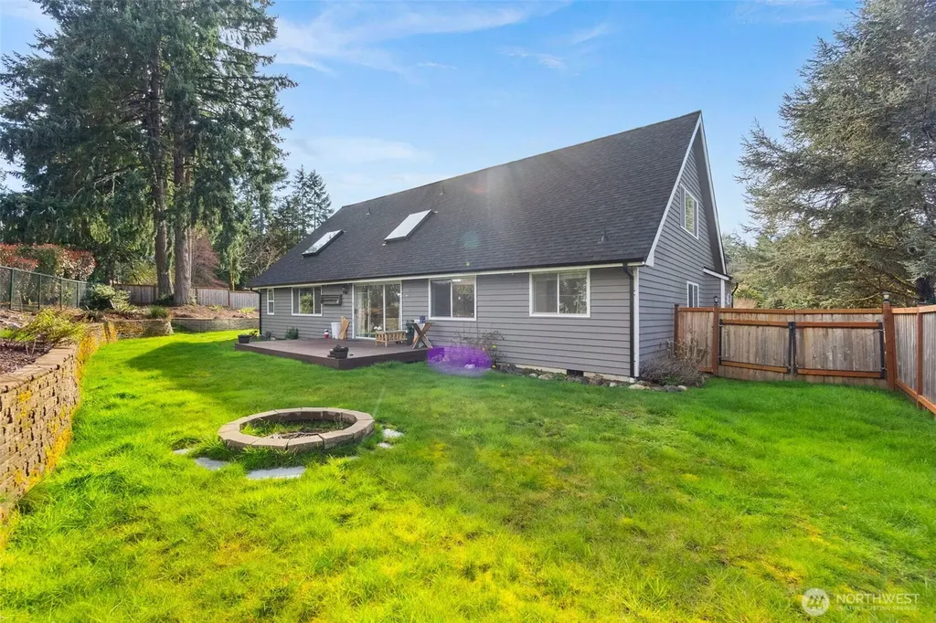 2308 Windjammer Court NW Olympia WA 98502