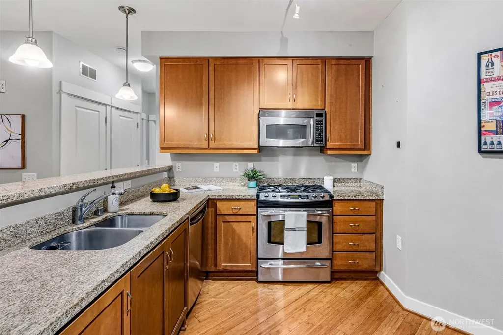 15700 116th Avenue NE Bothell WA 98011