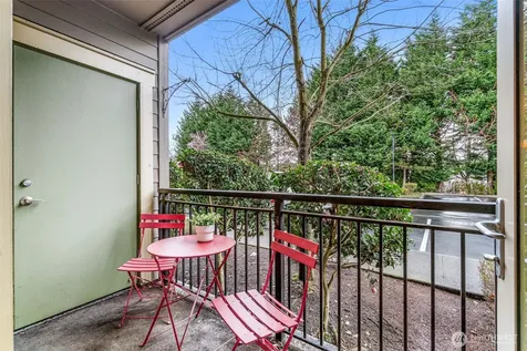 15700 116th Avenue NE Bothell WA 98011