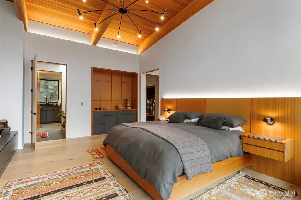1502 Holcomb Street Port Townsend WA 98368