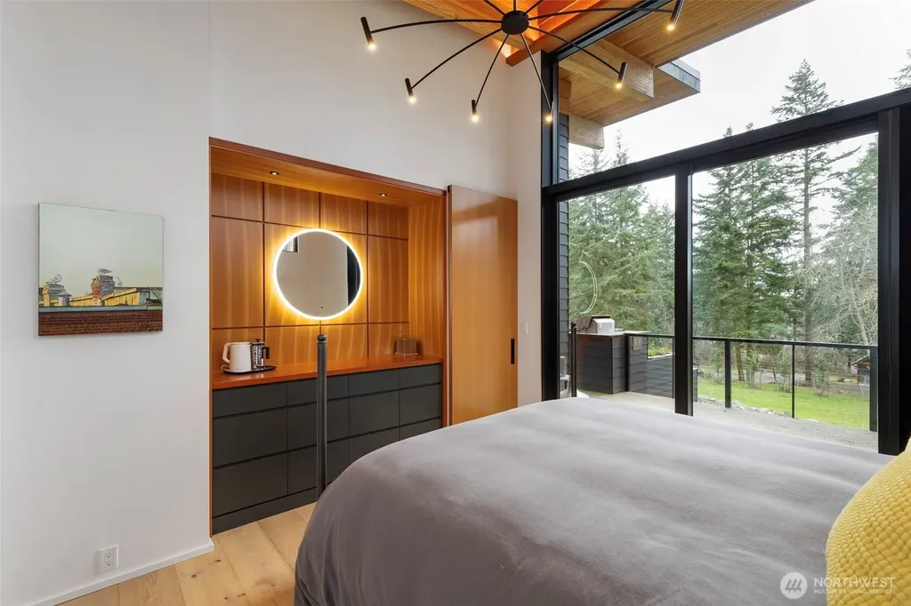 1502 Holcomb Street Port Townsend WA 98368