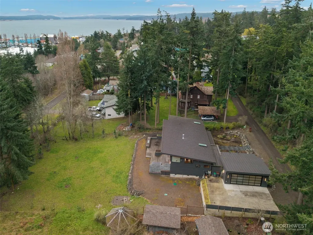 1502 Holcomb Street Port Townsend WA 98368