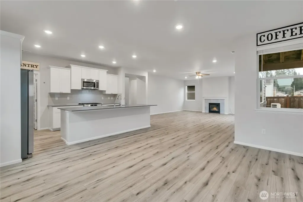 19814 135th Avenue E Graham WA 98338
