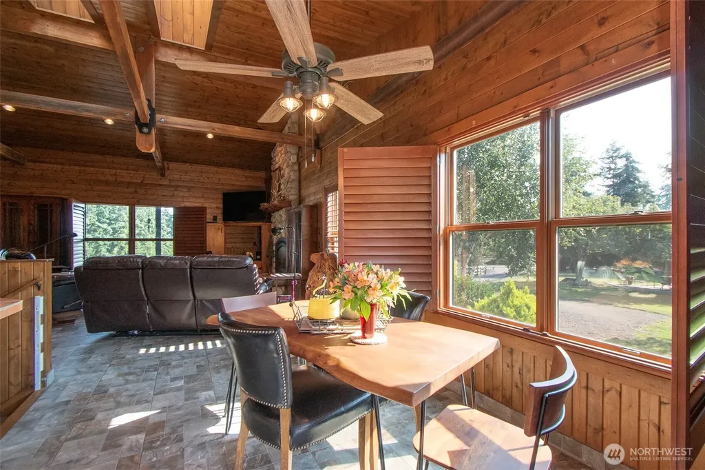 3634 Deer Park Road Port Angeles WA 98362