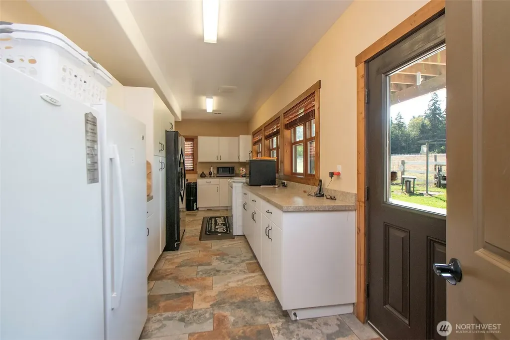 3634 Deer Park Road Port Angeles WA 98362