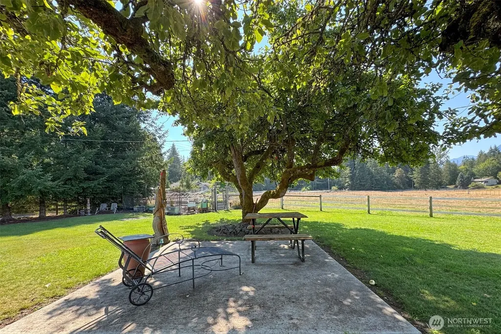 3634 Deer Park Road Port Angeles WA 98362