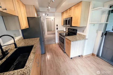 4635 W Lake Sammamish Parkway SE Issaquah WA 98027