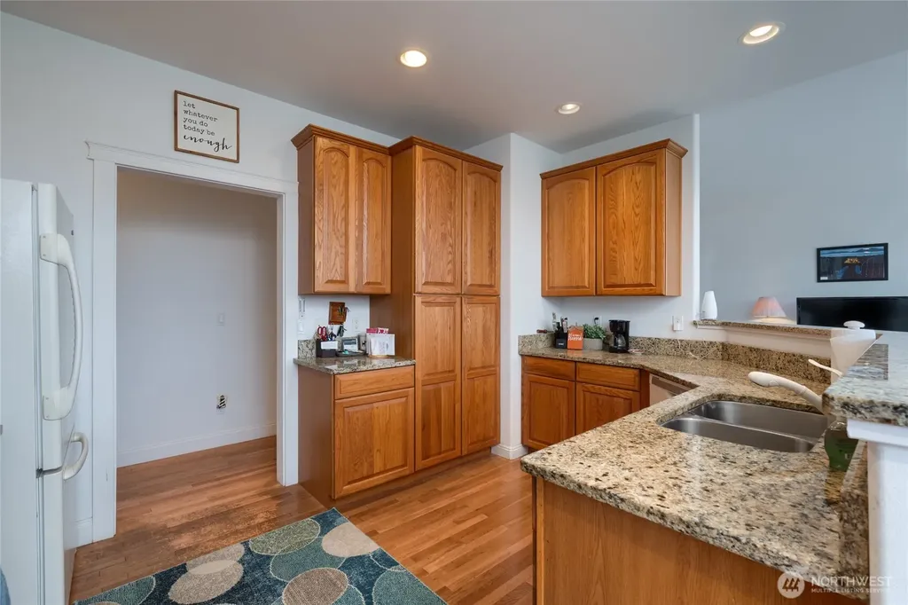 4111 R Avenue Anacortes WA 98221