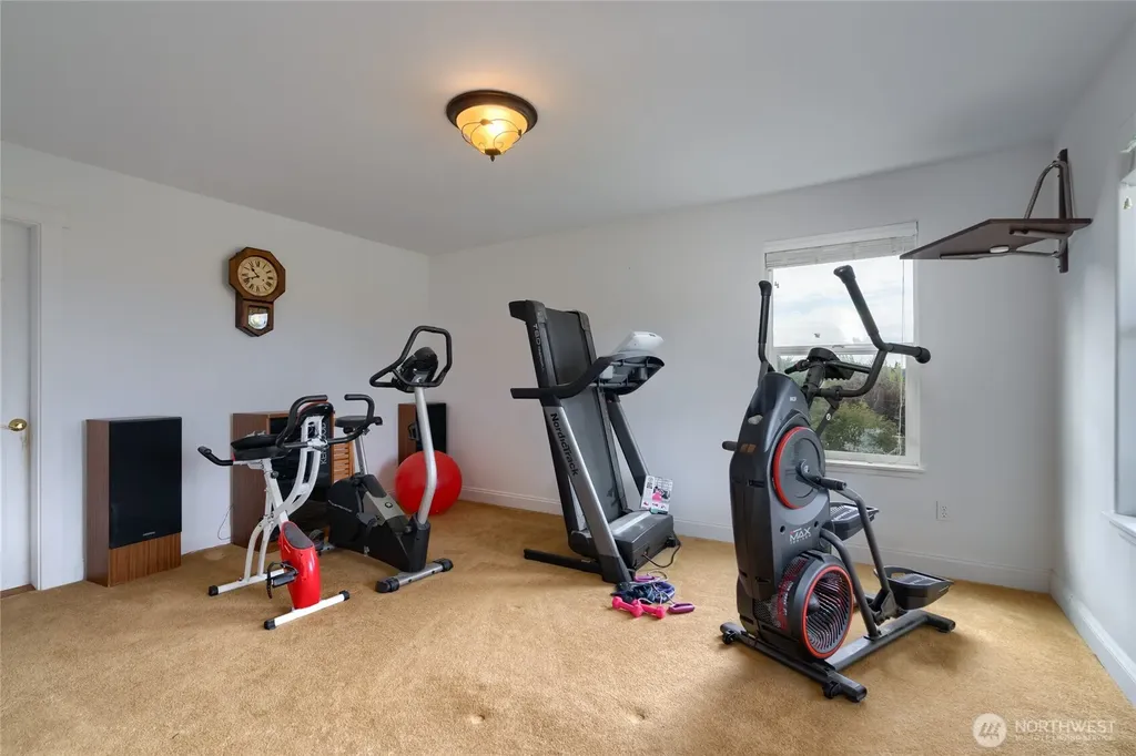 4111 R Avenue Anacortes WA 98221