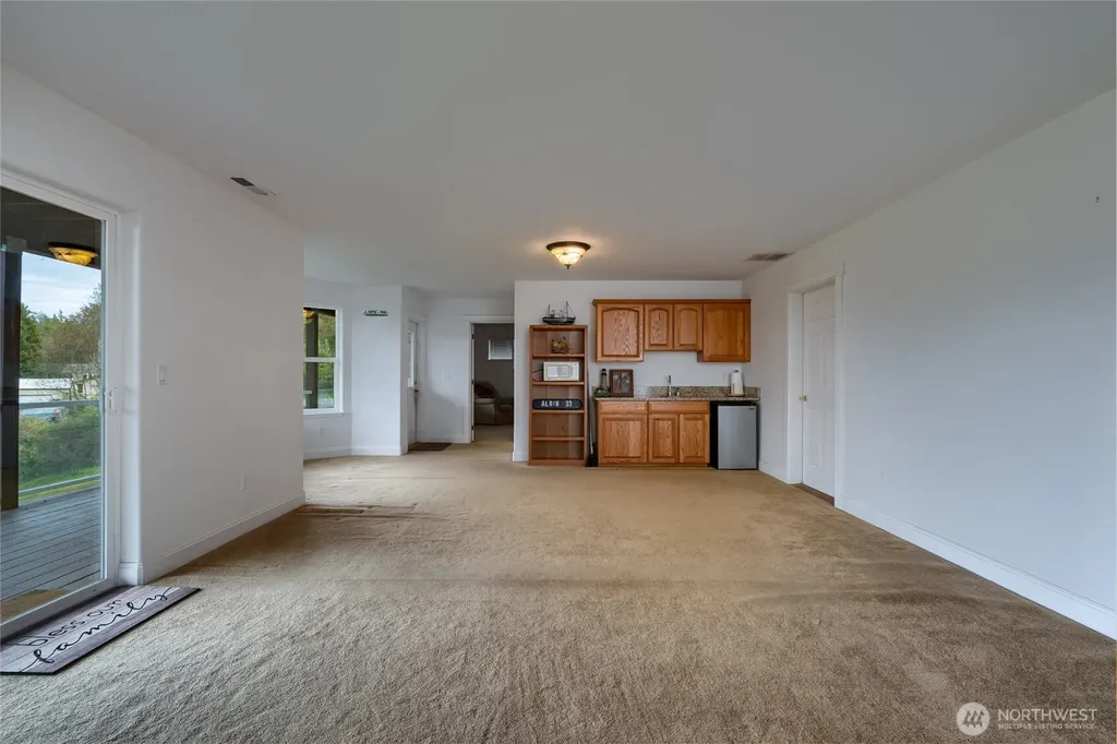4111 R Avenue Anacortes WA 98221