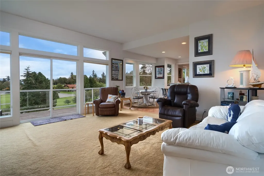 4111 R Avenue Anacortes WA 98221