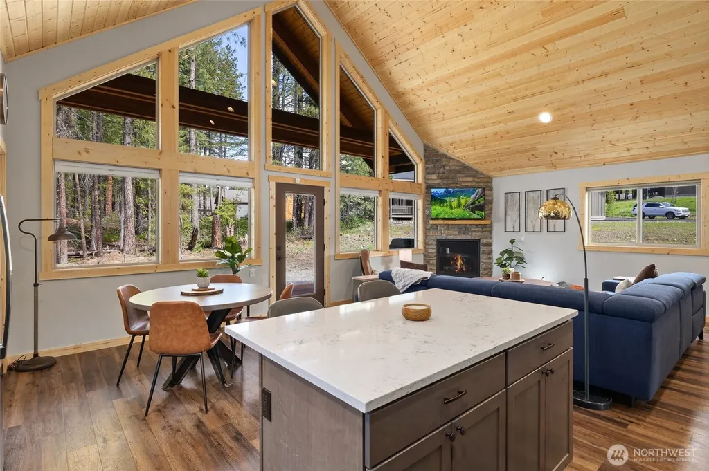 330 Rockberry Loop Ronald WA 98940