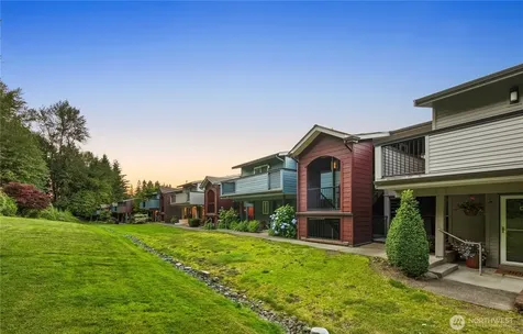 15711 Waynita NE Bothell WA 98011