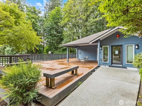 15711 Waynita NE Bothell WA 98011