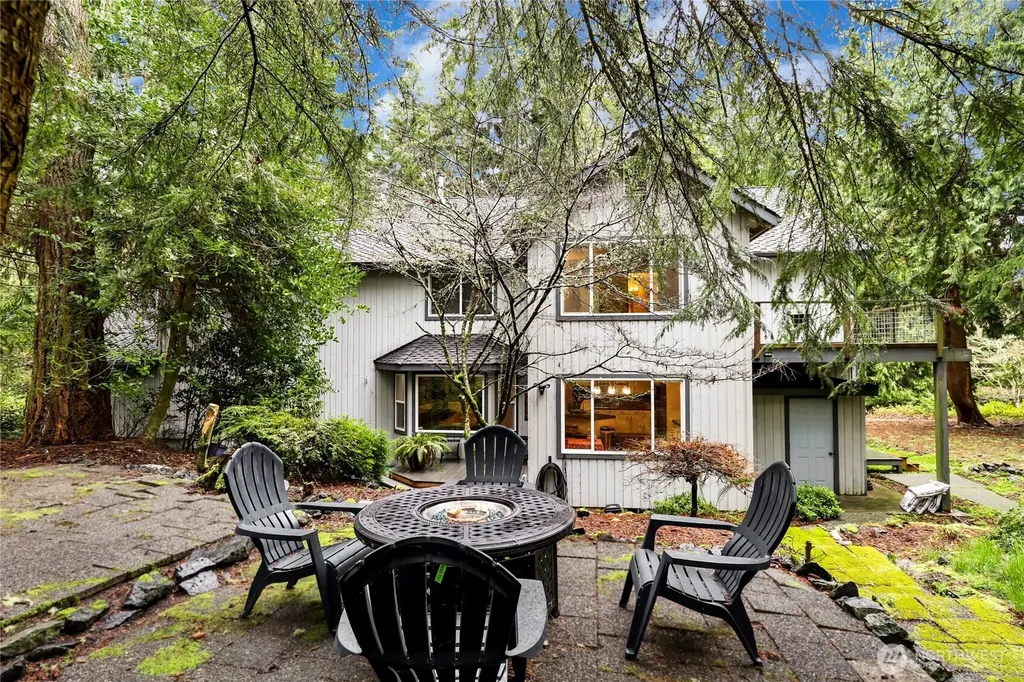 211 Baycliff Drive Port Townsend WA 98368