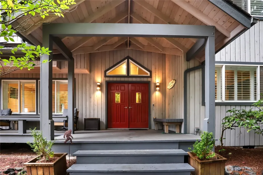 211 Baycliff Drive Port Townsend WA 98368