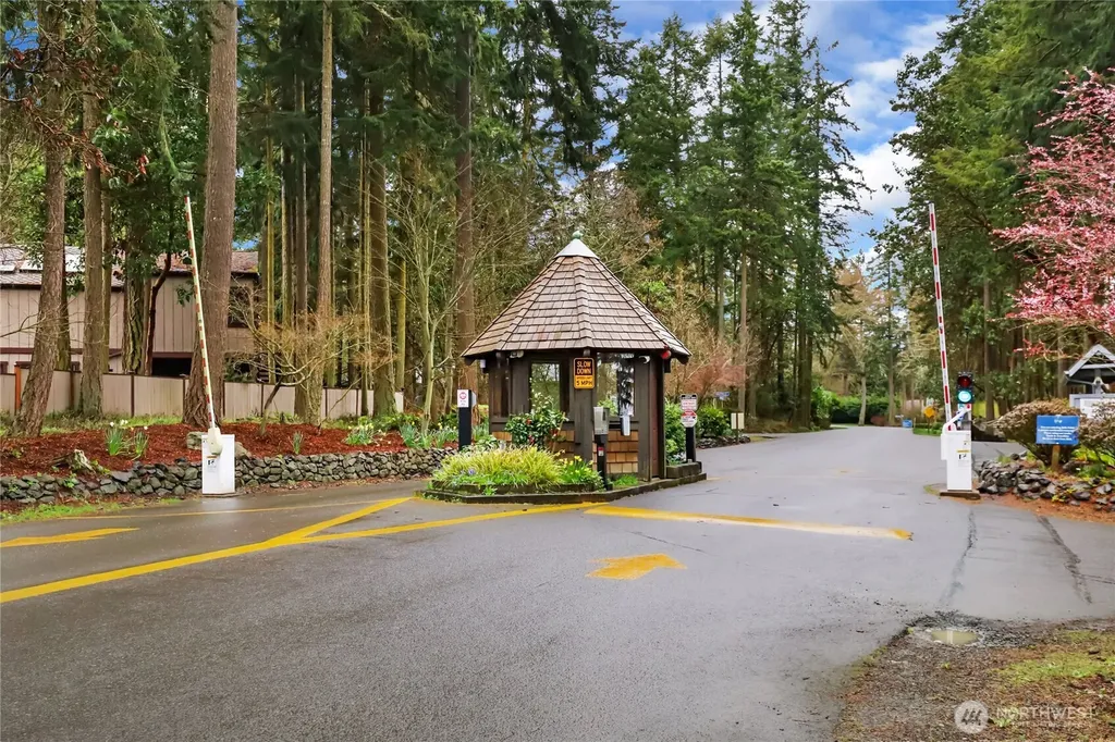 211 Baycliff Drive Port Townsend WA 98368