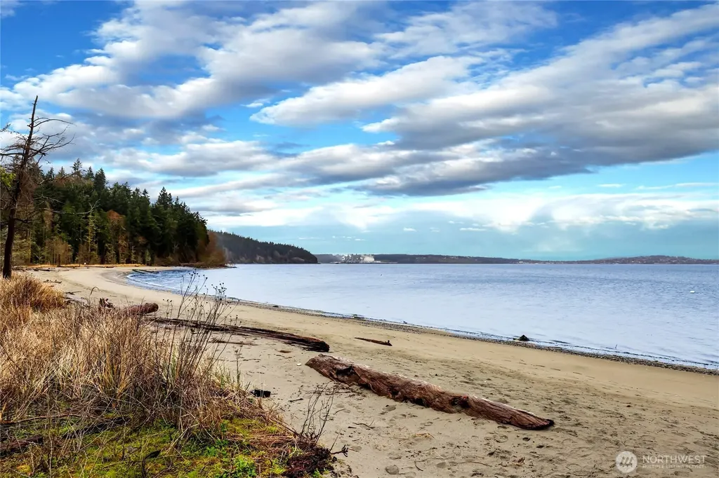 211 Baycliff Drive Port Townsend WA 98368