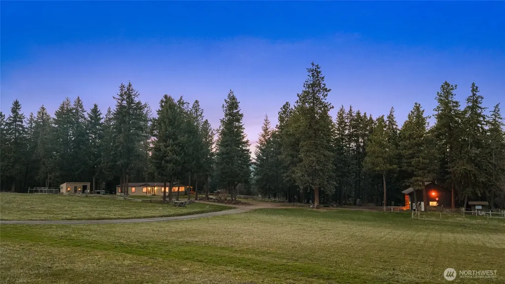 6160 Upper Peoh Point Road Cle Elum WA 98922