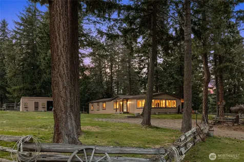 6160 Upper Peoh Point Road Cle Elum WA 98922