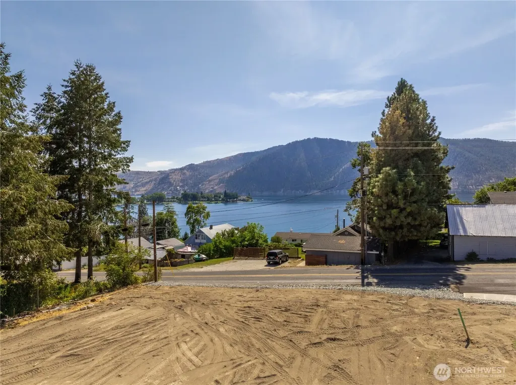 38 Indigo Lane Manson WA 98831