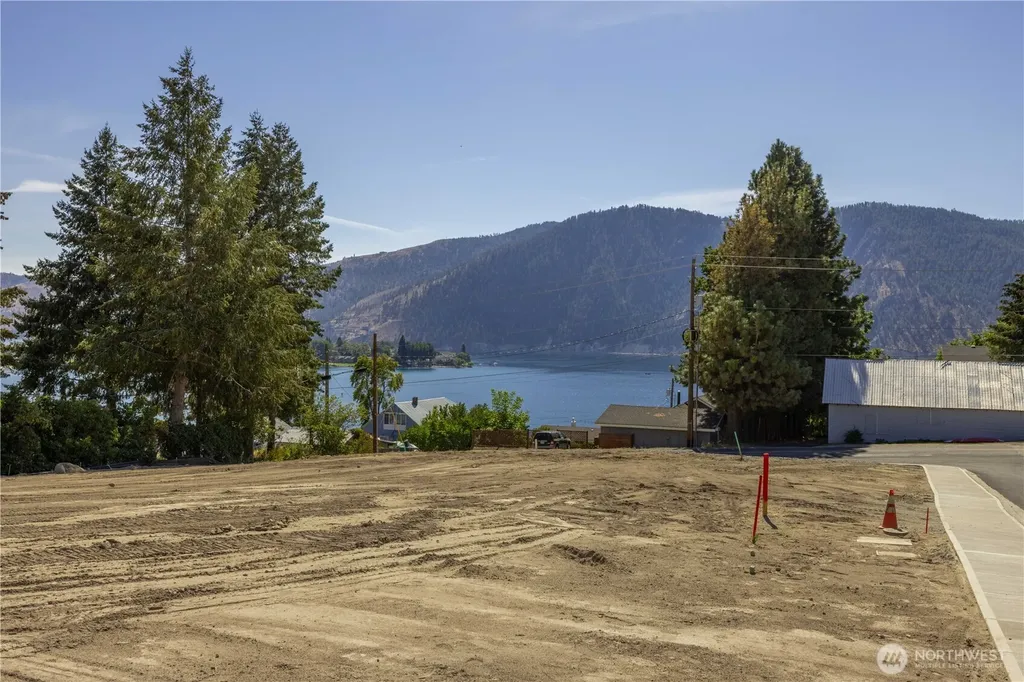 38 Indigo Lane Manson WA 98831