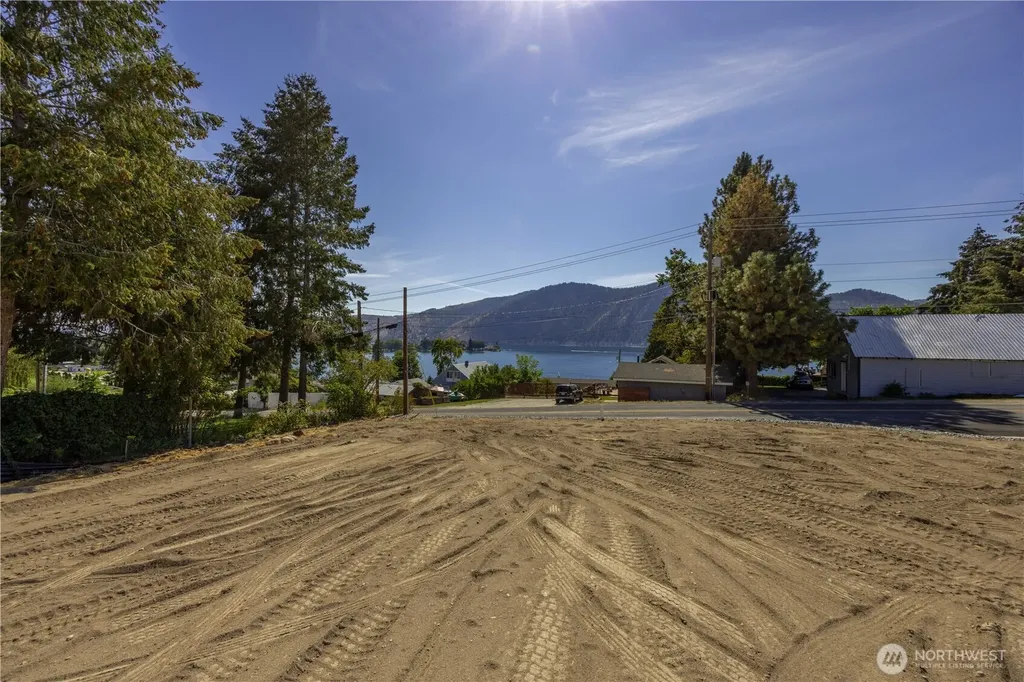 38 Indigo Lane Manson WA 98831