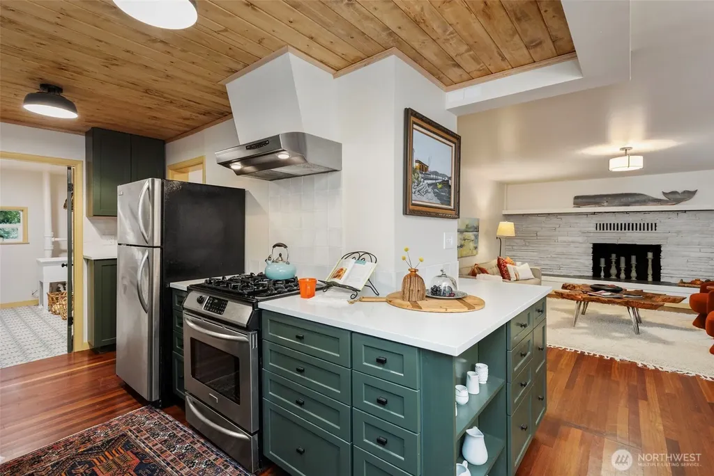 15311 Sandy Hook Road NE Poulsbo WA 98370