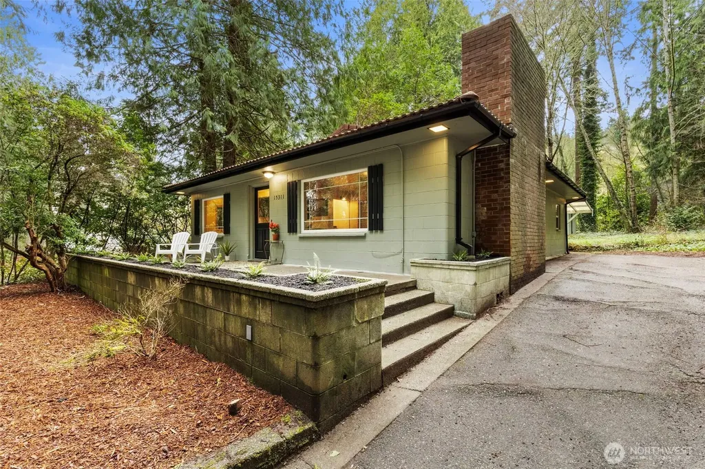 15311 Sandy Hook Road NE Poulsbo WA 98370