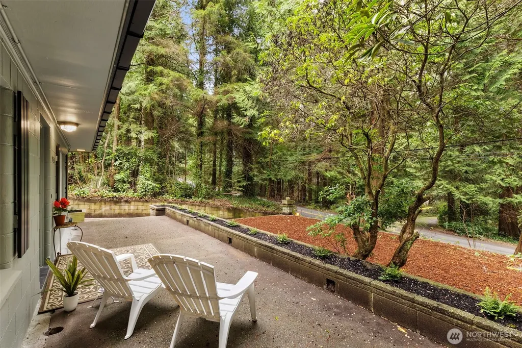 15311 Sandy Hook Road NE Poulsbo WA 98370