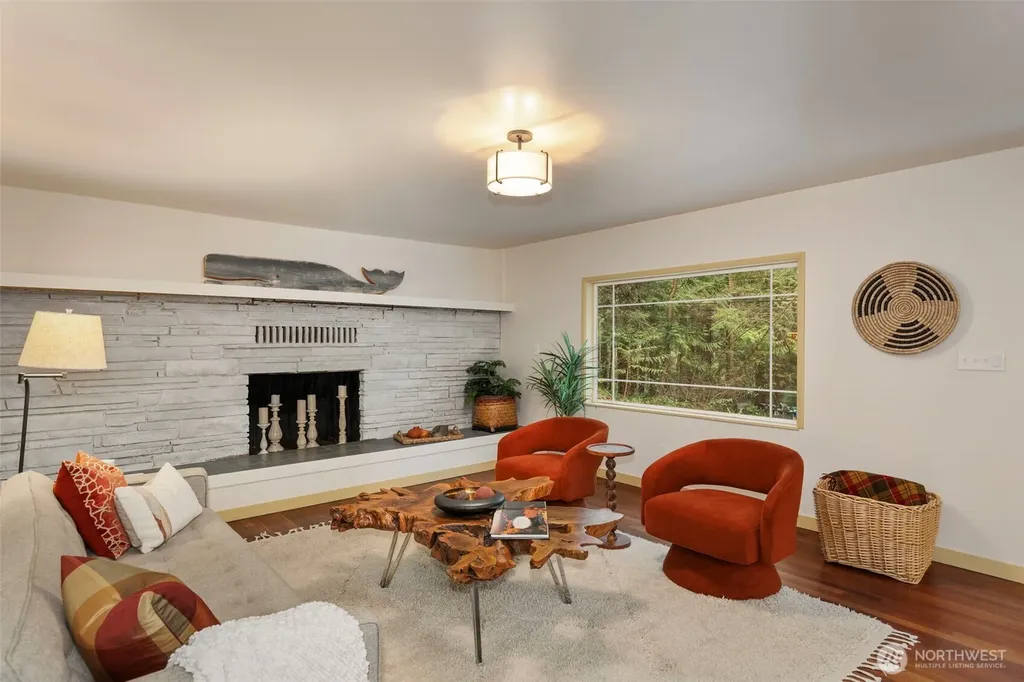 15311 Sandy Hook Road NE Poulsbo WA 98370
