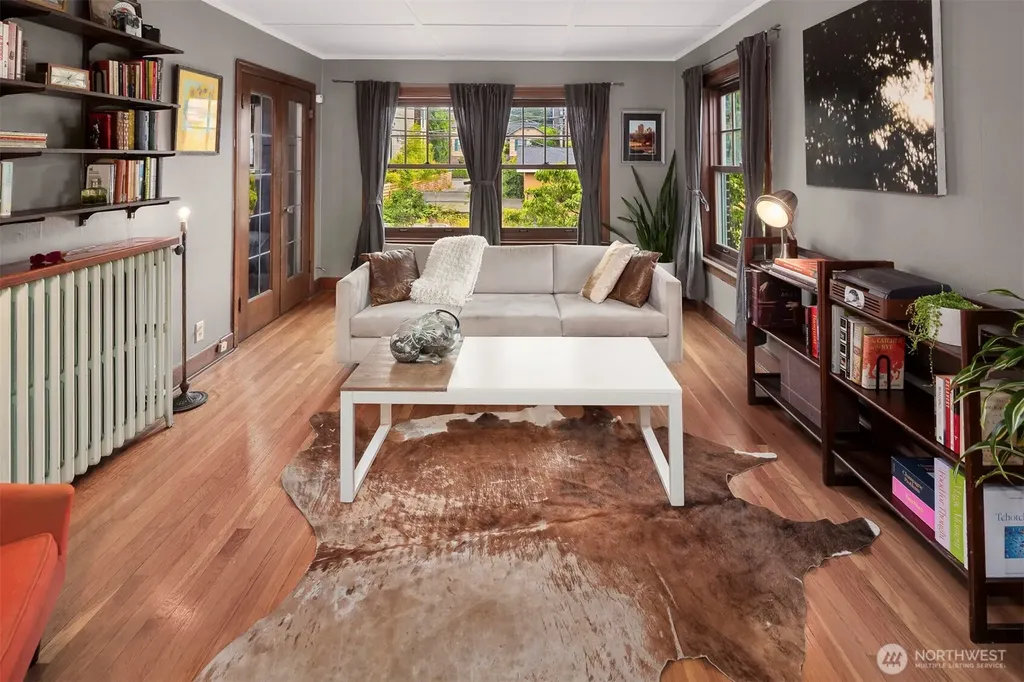 408 Bellevue Ave E Seattle WA 98102