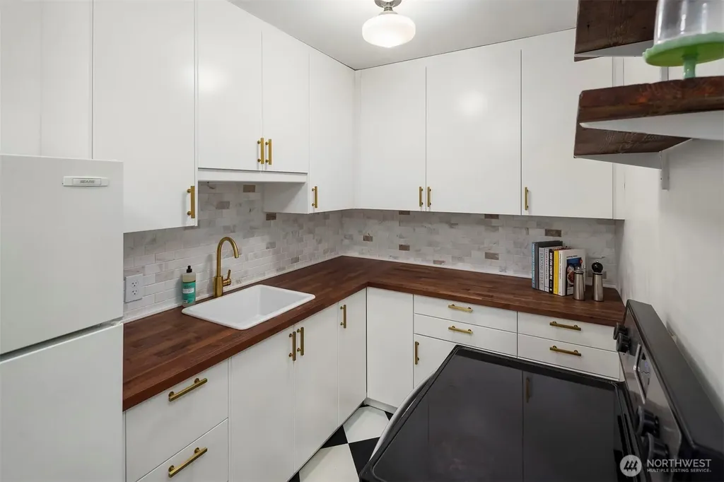 408 Bellevue Ave E Seattle WA 98102