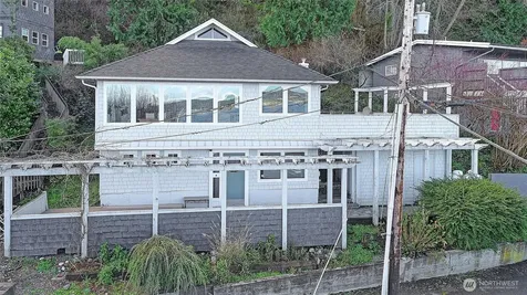 641 Maple Grove Road Camano Island WA 98282