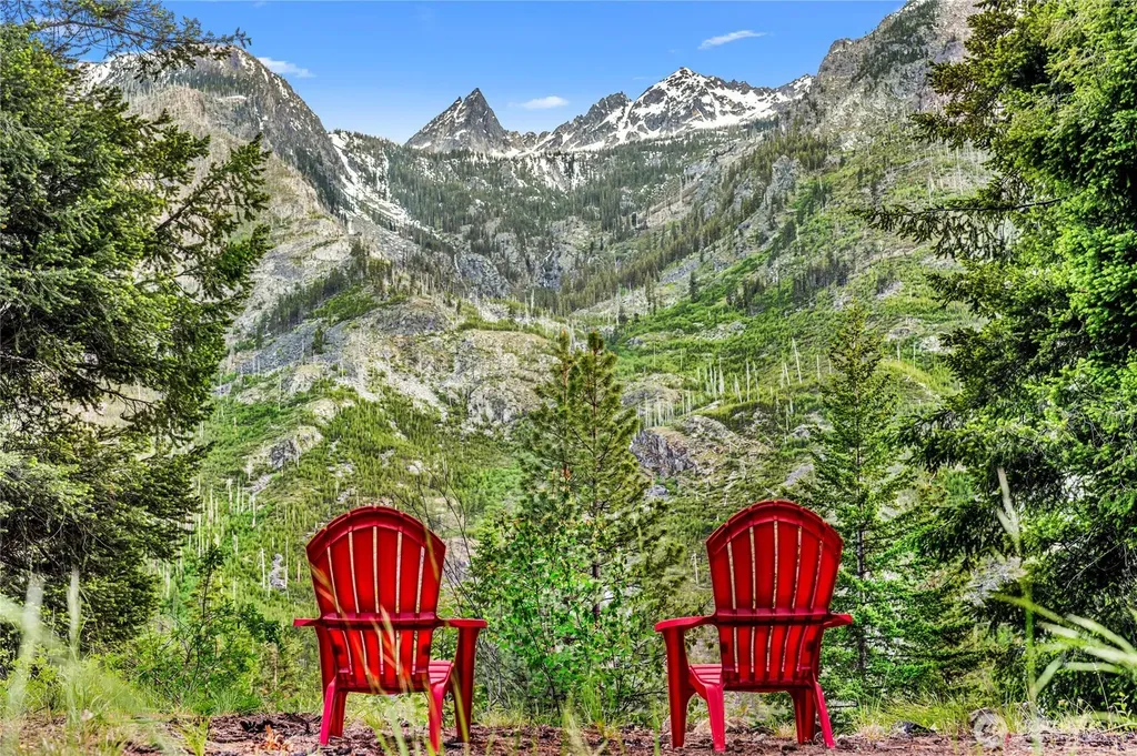 3720 Icicle Rd Fs 7600 Road Leavenworth WA 98826