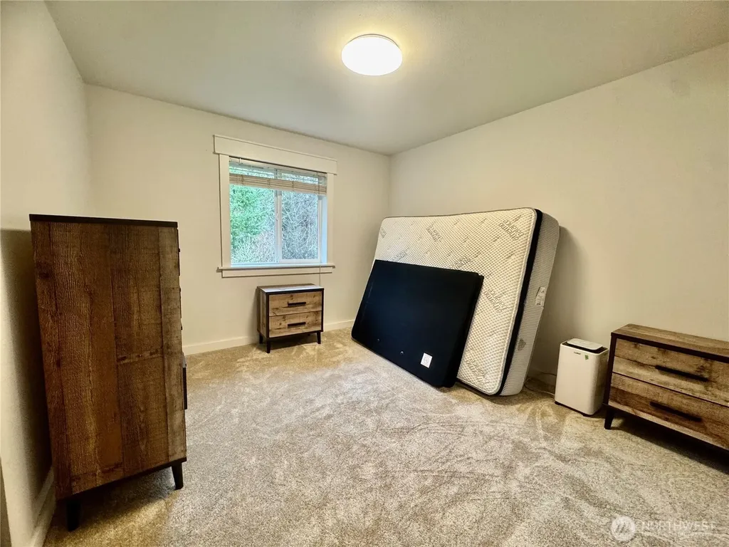 511 364 Street Ct S Roy WA 98580