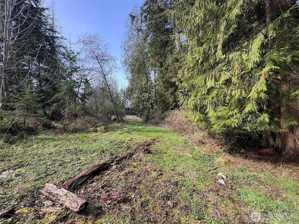 2211 Lindberg Road Port Angeles WA 98362