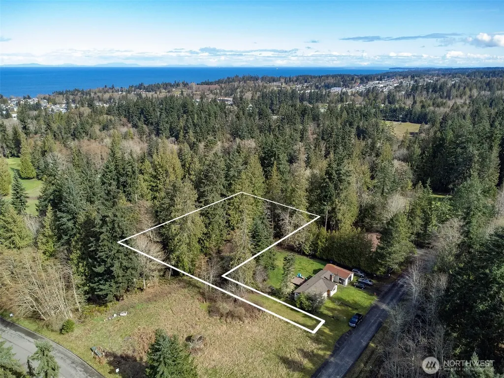2211 Lindberg Road Port Angeles WA 98362