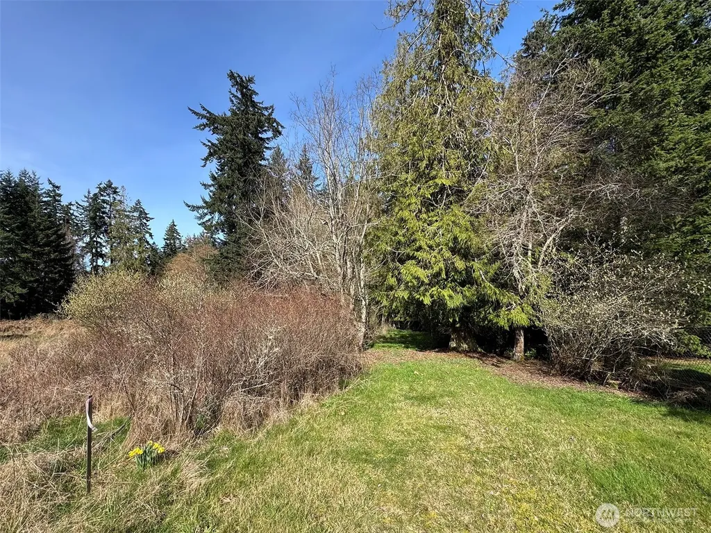 2211 Lindberg Road Port Angeles WA 98362