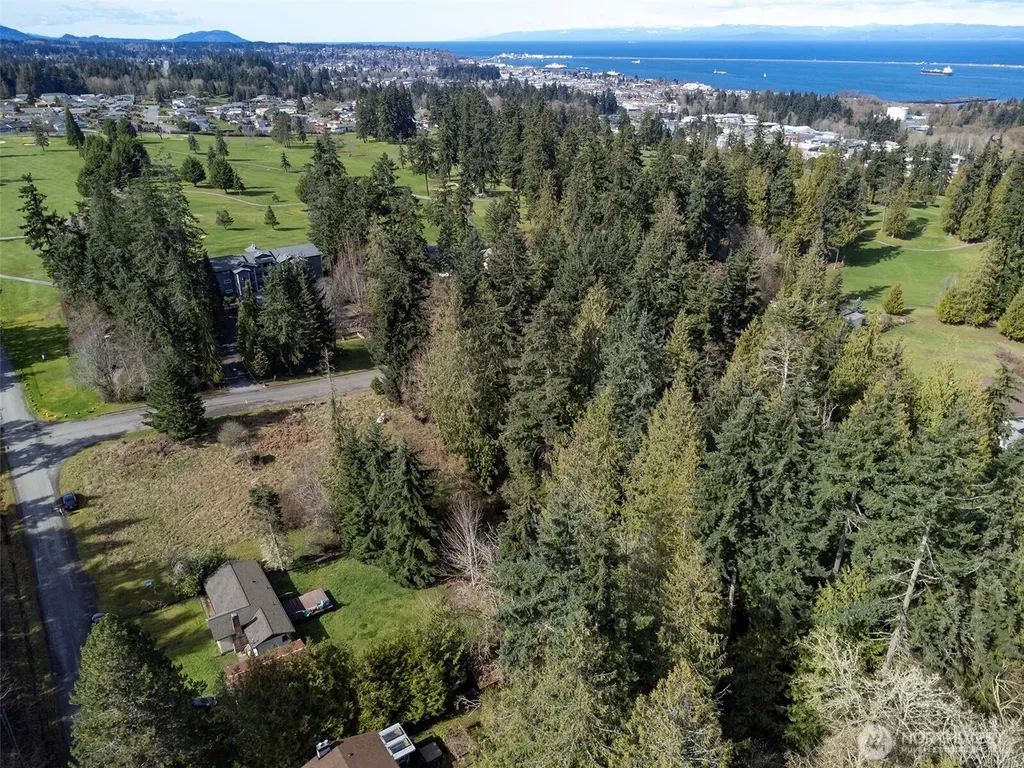 2211 Lindberg Road Port Angeles WA 98362