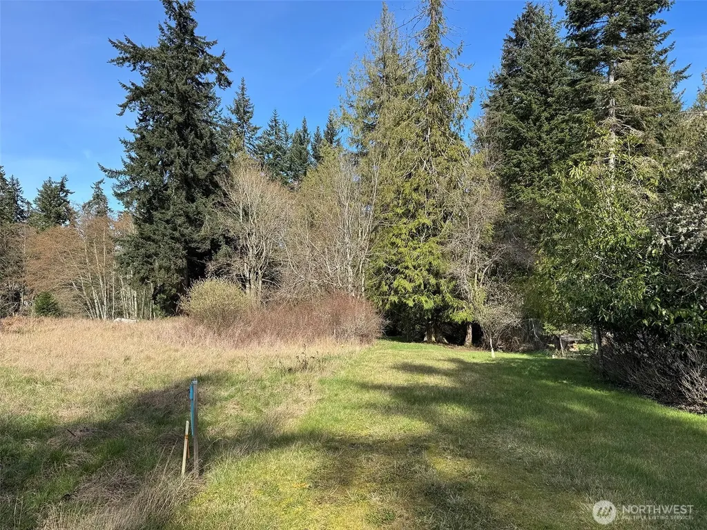 2211 Lindberg Road Port Angeles WA 98362