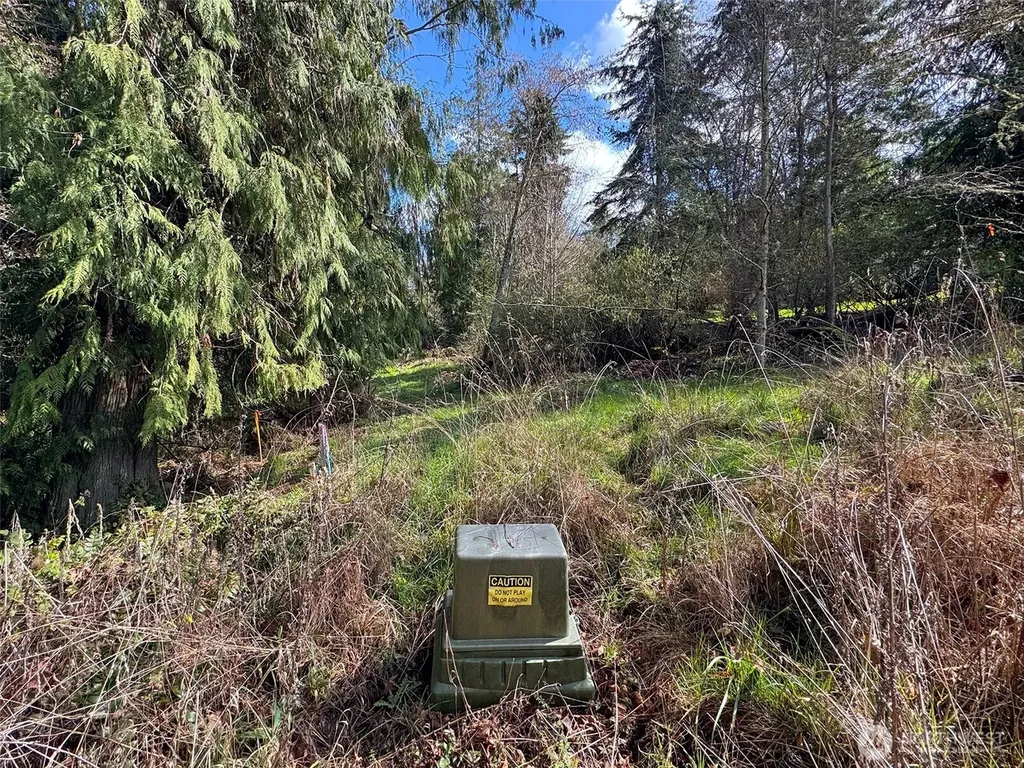 2211 Lindberg Road Port Angeles WA 98362