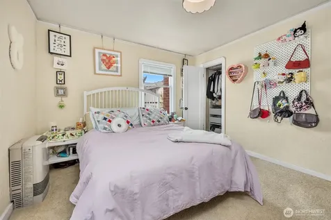 722 10th Avenue E Seattle WA 98102