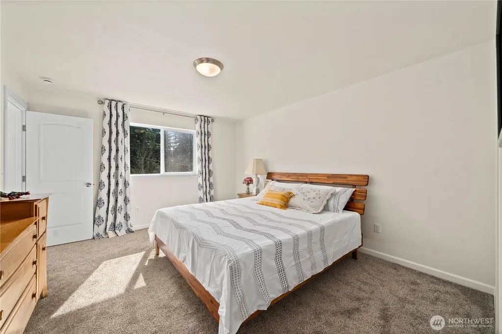 7913 Ayer Street SE Olympia WA 98501
