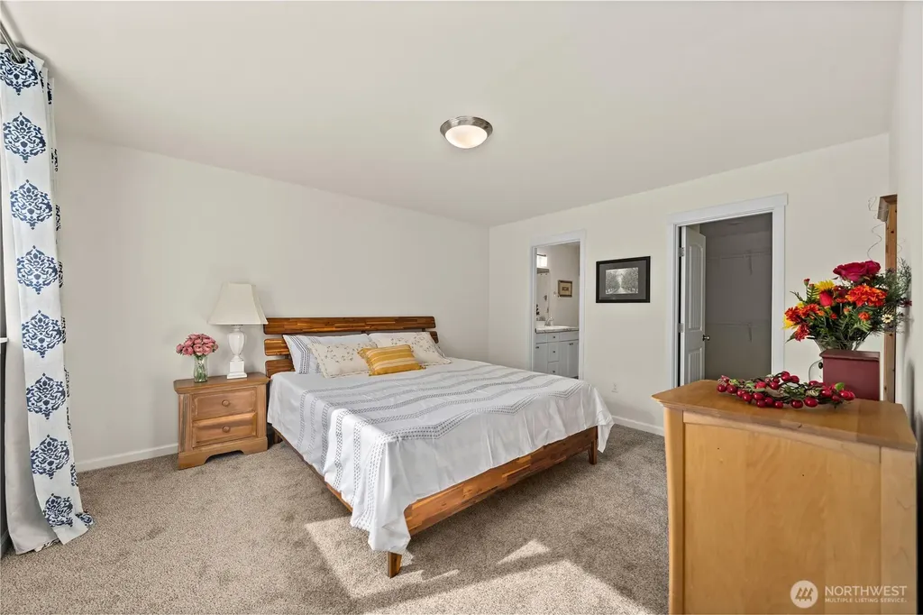 7913 Ayer Street SE Olympia WA 98501