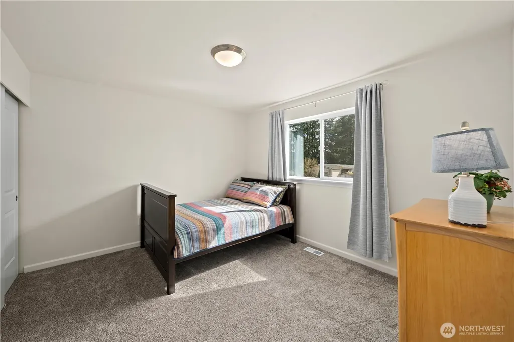 7913 Ayer Street SE Olympia WA 98501
