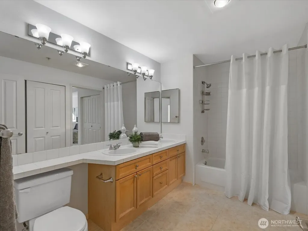 2244 132nd Avenue SE Bellevue WA 98005