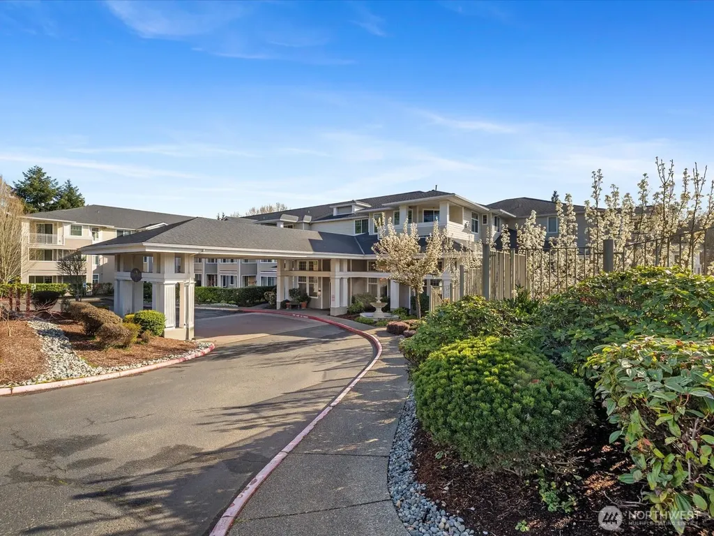 2244 132nd Avenue SE Bellevue WA 98005
